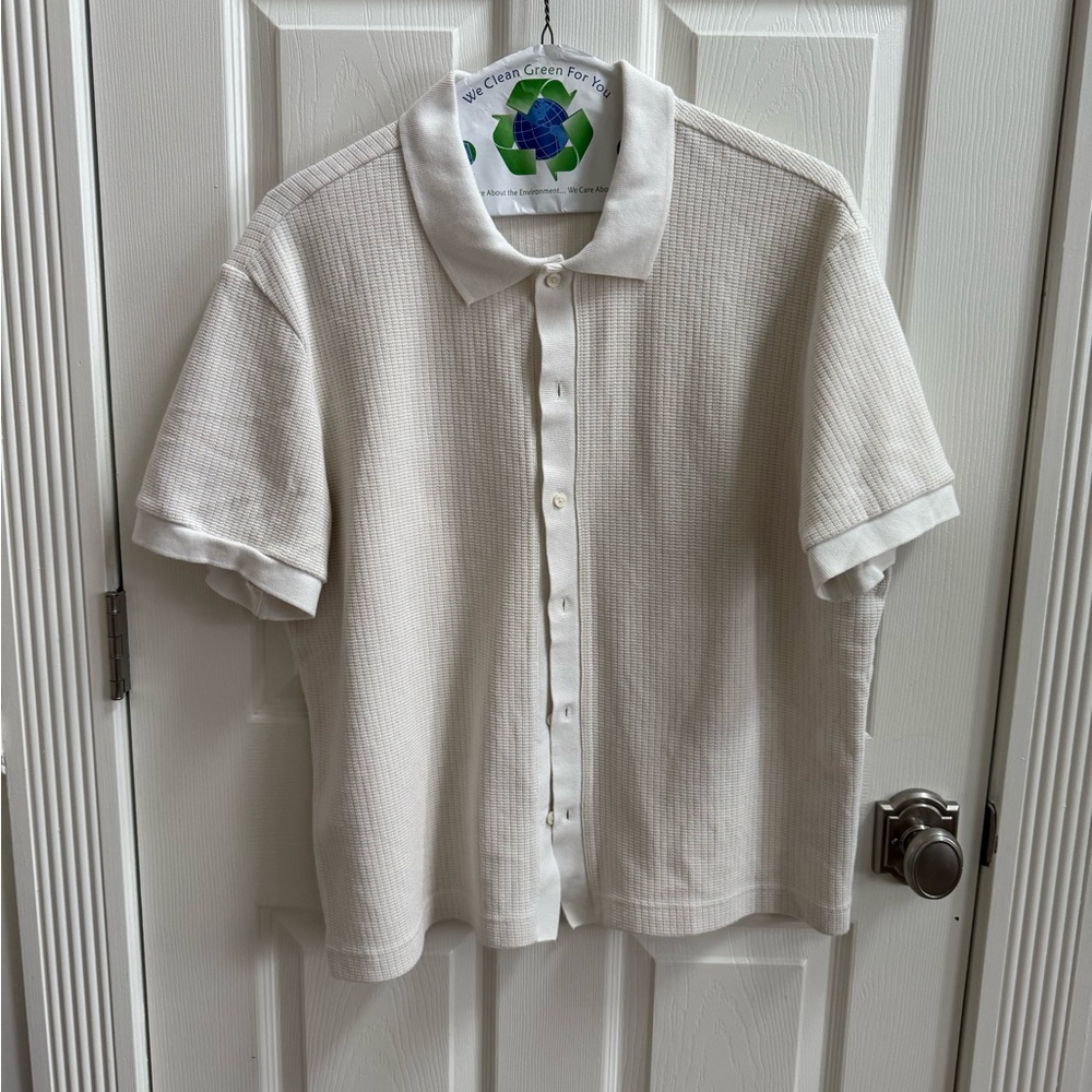 Banana Republic Men's Cream Ribbed Button Down Shirt